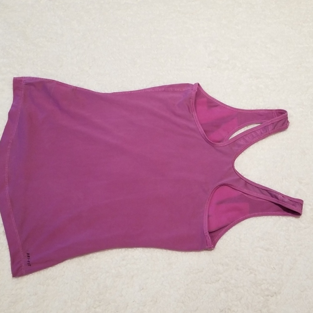 Dri-Fit tank top - Picture 2 of 3